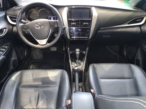 TOYOTA YARIS 1.5 16V FLEX XS MULTIDRIVE TOYOTA YARIS 1.5 16V FLEX XS MULTIDRIVE